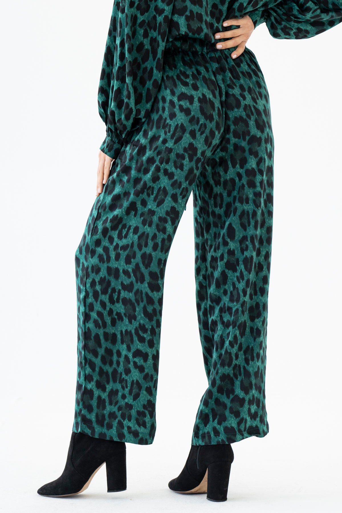 Leopard Pant