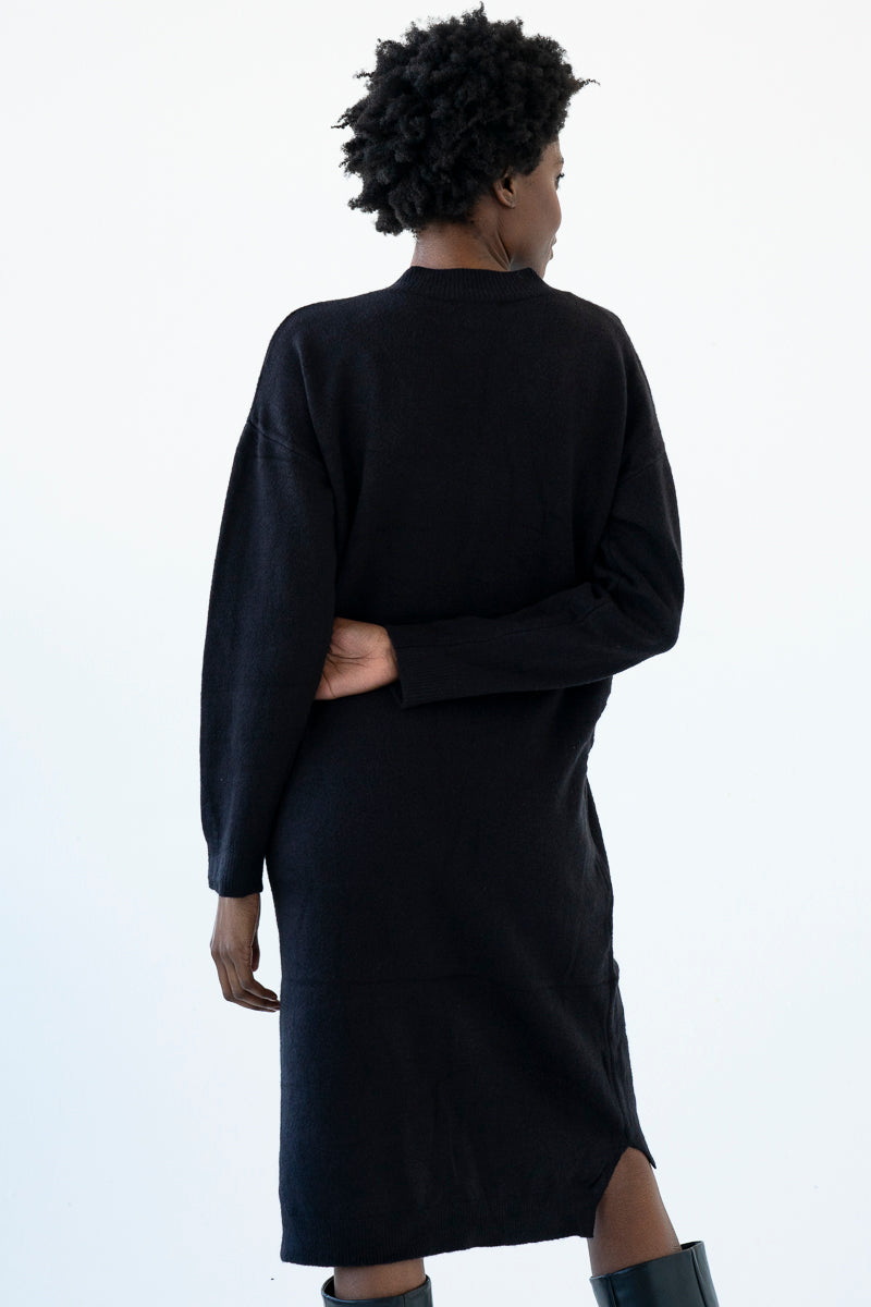 Black V-Neck Knitted Dress