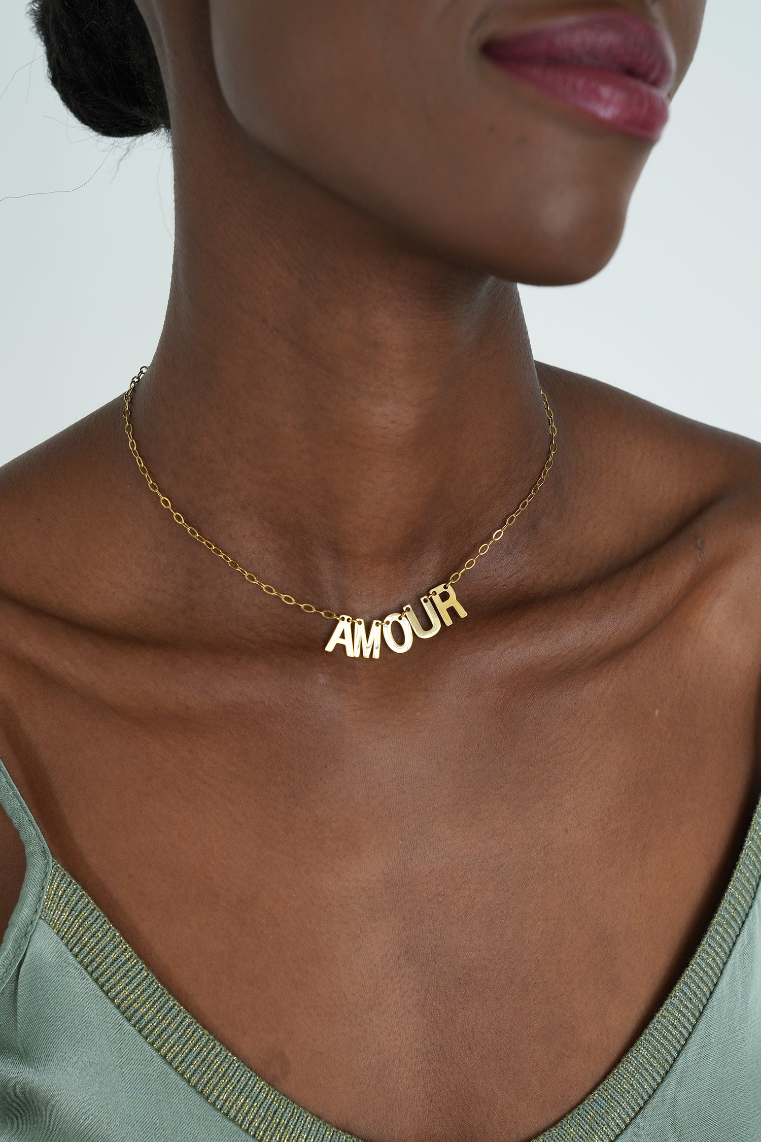 Amour Necklace